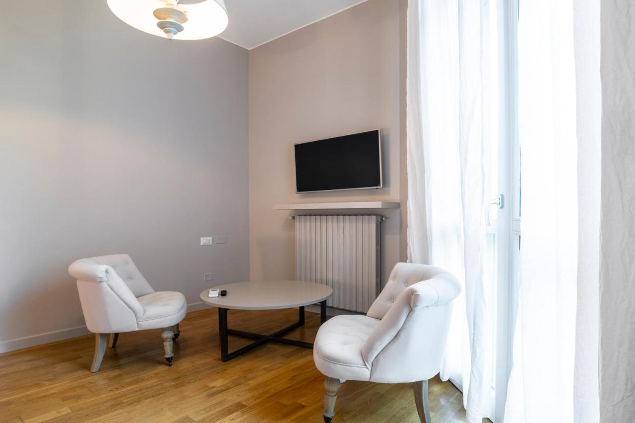 Residenza Cornaggia Apartment Milan Exterior photo